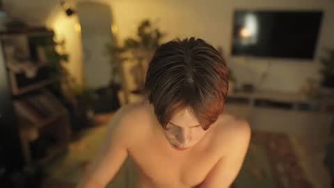 rusbradpitt online show from May 26, 3:07 pm