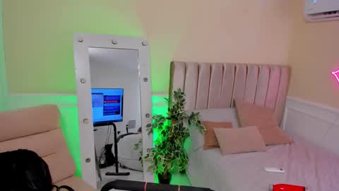 Russ online show from March 20, 9:09 pm