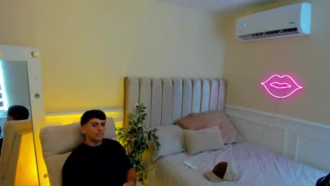 Russ online show from March 21, 7:07 pm