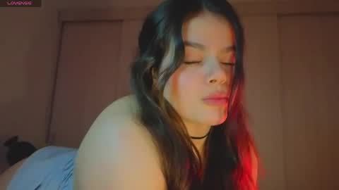 Lorenn online show from May 13, 8:29 pm