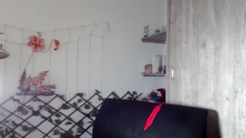 Snapshot of ruth_blue21 chatting on March 1, 5:38 pm ruth_blue21 online show from March 1, 5:38 pm