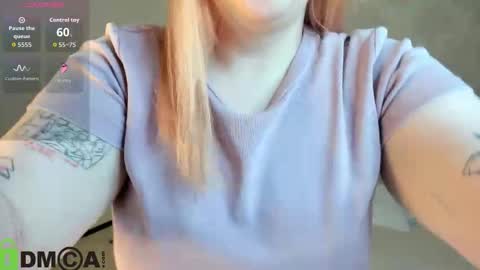 Snapshot of rutholiver chatting on October 7, 1:12 am Ruth GMT2 Mon 10 AM - 4 PM Tue 10 AM - 4 PM Thu 3-9 AM Fri 10 AM - 4 PM Sun 10 AM - 4 PM. online show from October 7, 1:12 am