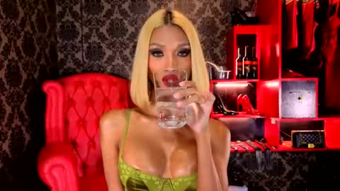 Ruth Evangelista online show from July 15, 8:13 pm