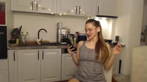 Snapshot of ruxandradanny chatting on December 19, 4:24 pm ruxandradanny online show from December 19, 4:24 pm