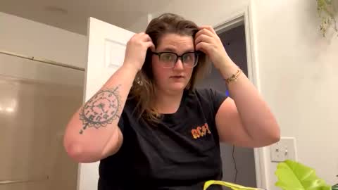 rwyadt12 online show from February 5, 11:25 am