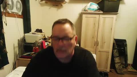 Snapshot of rwzar_0712 chatting on September 19, 2:05 am rwzar_0712 online show from September 19, 2:05 am