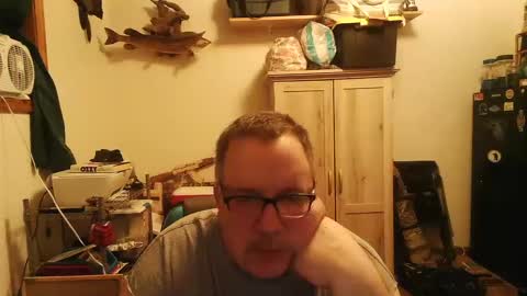 Snapshot of rwzar_0712 chatting on October 7, 12:28 am rwzar_0712 online show from October 7, 12:28 am