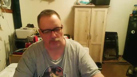 Snapshot of rwzar_0712 chatting on September 18, 12:47 am rwzar_0712 online show from September 18, 12:47 am