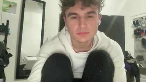 ryan online show from November 30, 4:41 am