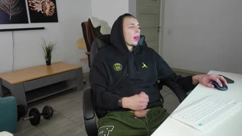 RYAN DOZER online show from March 7, 7:30 am