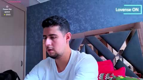 R Y A N online show from November 22, 3:21 pm