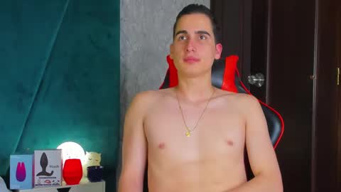 Ryan Levi online show from January 31, 10:20 am