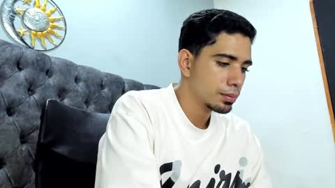 Snapshot of ryan_paterson chatting on March 11, 11:47 pm Ryan online show from March 11, 11:47 pm