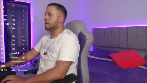   Ryan And Pamela   online show from December 29, 3:00 am