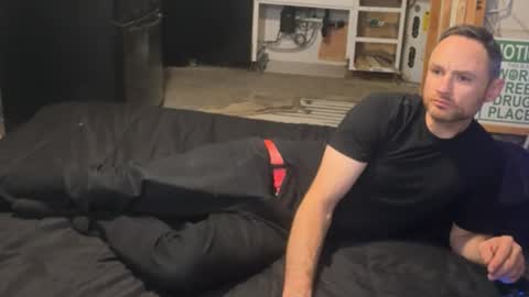 Ryan Jizz online show from October 24, 7:31 am