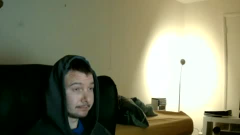 Ryder93 online show from March 31, 6:58 am