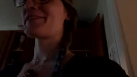 Snapshot of ryn_michele chatting on September 23, 10:49 pm Ryn Michele online show from September 23, 10:49 pm
