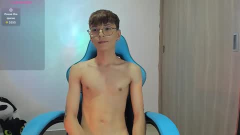 RYO BLEU online show from February 3, 6:40 am