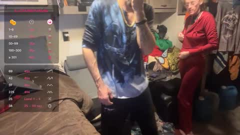 RyTracey2024 online show from February 5, 11:41 pm