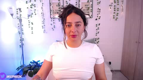Snapshot of s0phie_26 chatting on January 22, 7:25 am Sofia Independent Model online show from January 22, 7:25 am