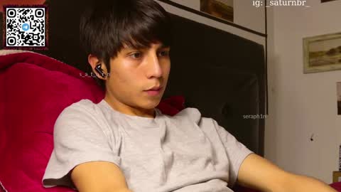 Snapshot of s_a_t_u_r_n chatting on December 17, 7:28 am ST online show from December 17, 7:28 am