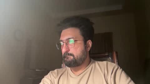 saadiqureshi007 online show from October 18, 8:24 pm