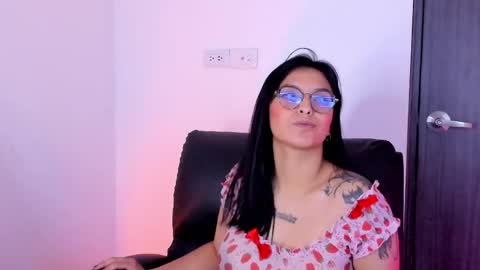 Val online show from May 21, 5:58 am