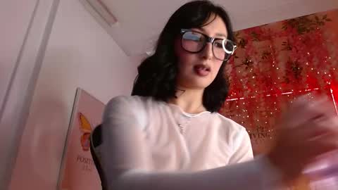 1 online show from January 15, 12:25 pm