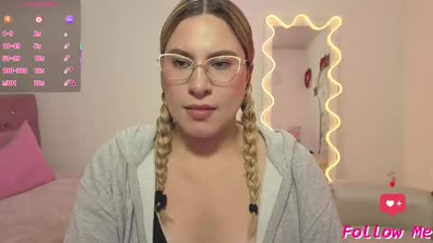 saaya_tay online show from January 19, 3:27 am