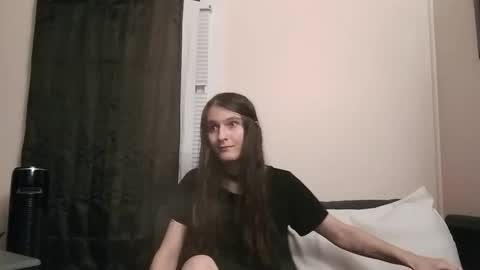 sabinewinters online show from January 11, 1:44 am