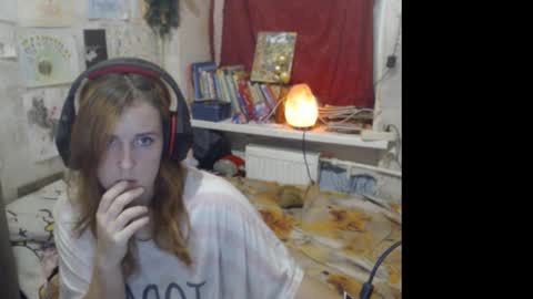 Snapshot of sabochka888 chatting on December 25, 7:46 am sabochka888 online show from December 25, 7:46 am