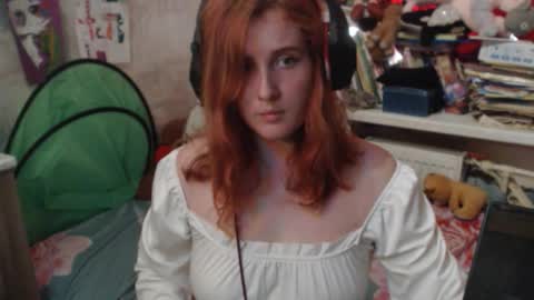 Snapshot of sabochka888 chatting on October 8, 7:36 am sabochka888 online show from October 8, 7:36 am