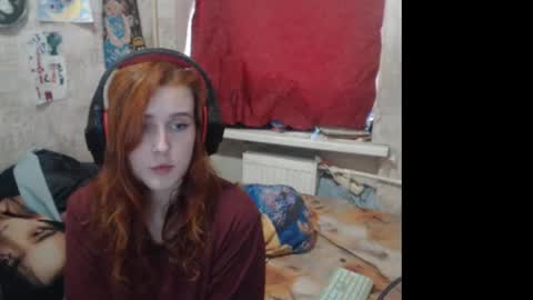 Snapshot of sabochka888 chatting on February 17, 7:04 am sabochka888 online show from February 17, 7:04 am