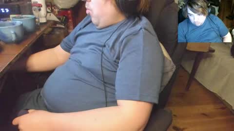 1141323  my Lord Mister Max   moms treasure online show from January 13, 6:59 pm