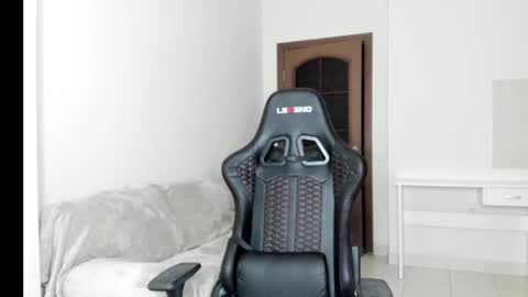 sabrina_mur online show from September 20, 5:05 pm