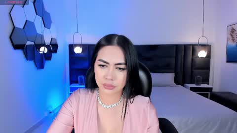 Sabrina M  online show from June 29, 9:03 pm