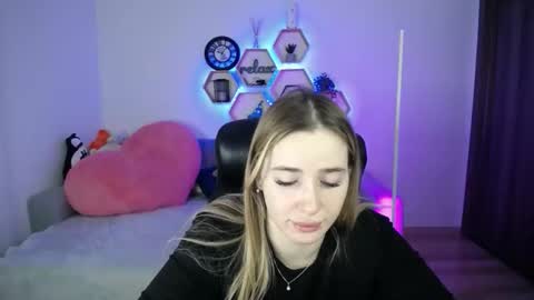 Sabrina Violet online show from February 24, 9:12 am
