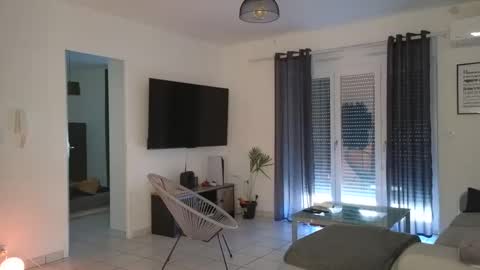 Snapshot of sacha__xx chatting on October 2, 1:21 pm sacha__xx online show from October 2, 1:21 pm