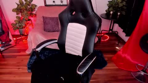 Nox online show from March 2, 2:57 pm