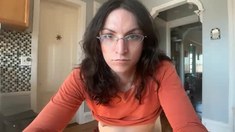 Snapshot of sadie_stars chatting on October 6, 4:36 pm Sadie online show from October 6, 4:36 pm