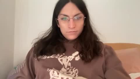 Snapshot of sadie_stars chatting on January 21, 8:43 pm Sadie online show from January 21, 8:43 pm