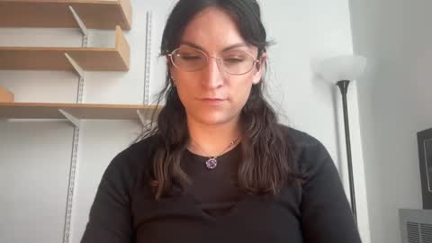 Snapshot of sadie_stars chatting on February 26, 8:15 pm Sadie online show from February 26, 8:15 pm