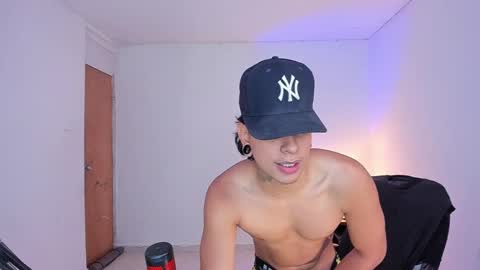 saenz_hotx online show from October 11, 6:22 pm