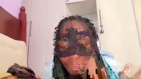 cutie maya online show from December 1, 1:20 pm