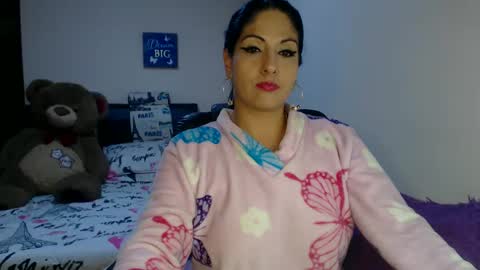 Snapshot of sahotlove1 chatting on September 21, 4:05 am Karina online show from September 21, 4:05 am