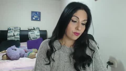 Snapshot of sahotlove1 chatting on February 4, 12:40 am Karina online show from February 4, 12:40 am