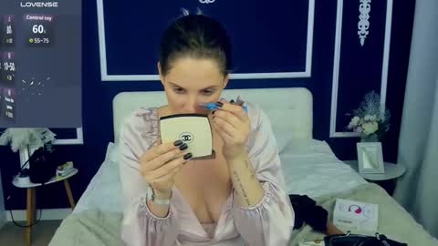 Snapshot of saidaray chatting on October 17, 12:53 pm Adel online show from October 17, 12:53 pm