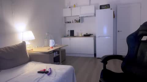 Sofia online show from February 28, 5:48 pm