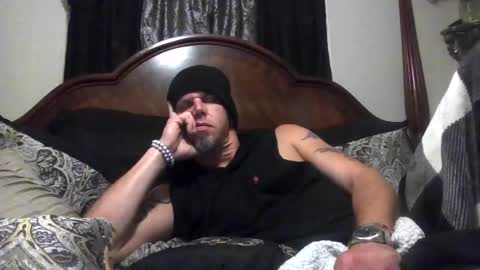 Snapshot of saintchriss chatting on November 1, 8:35 am saintchriss online show from November 1, 8:35 am