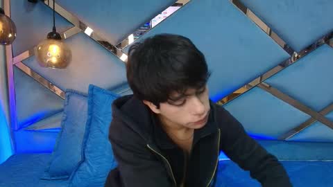 Santi online show from April 6, 12:50 pm